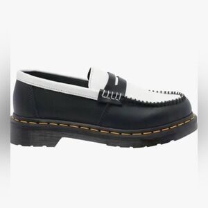 NEW! Dr. Martens Penton Loafer Black and White Two Tone Wingtip UNISEX EU 40